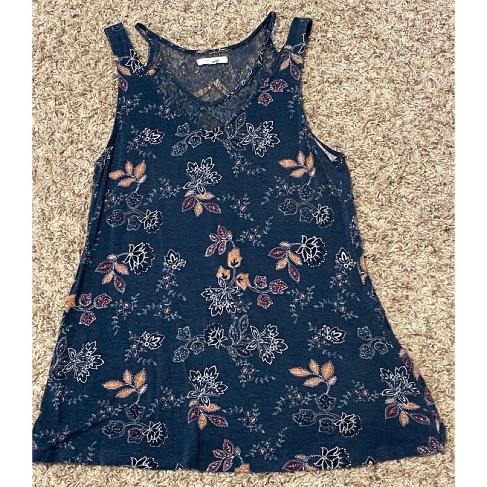 Maurice’s Feminine Tank